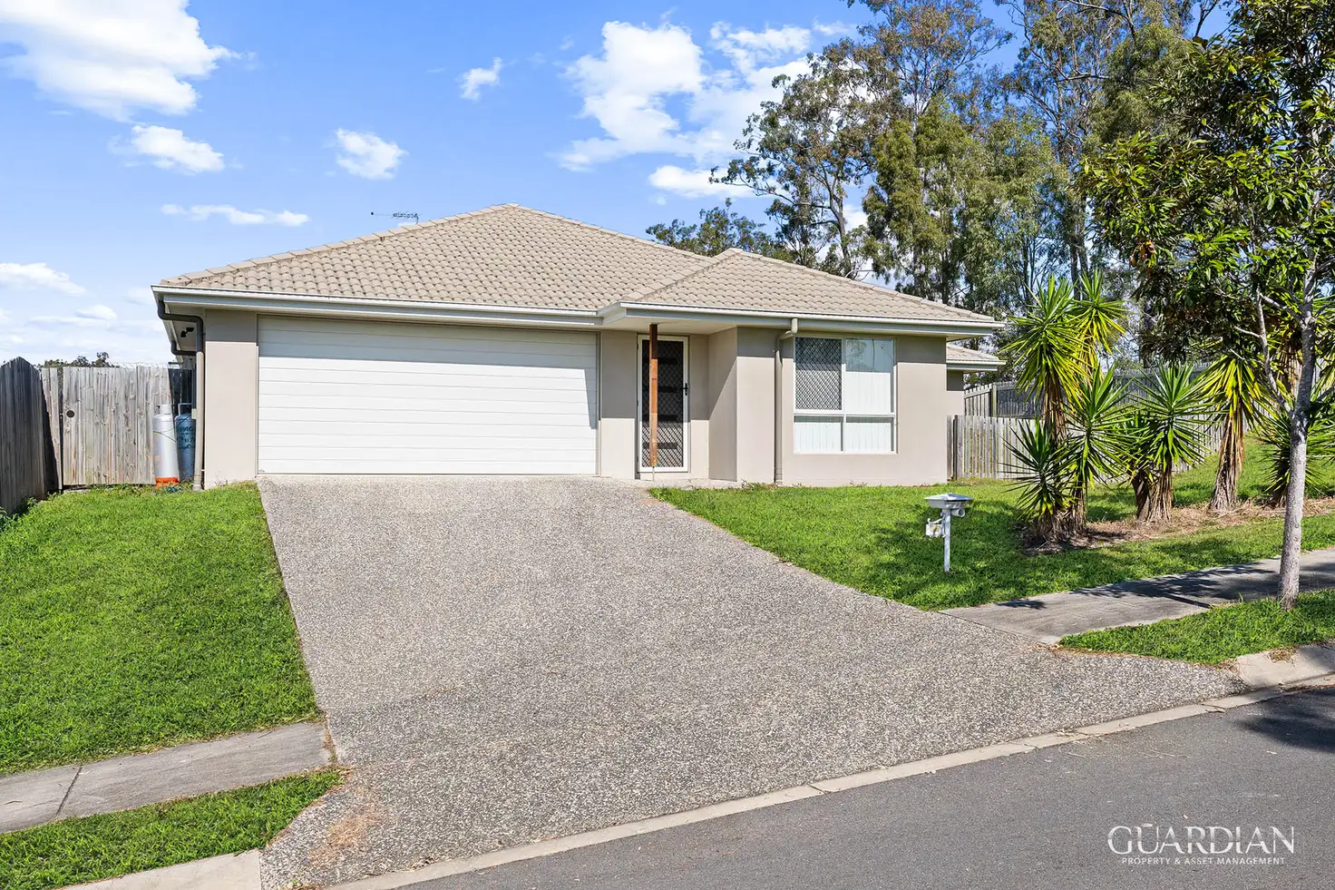 Main view of Homely semi-detached listing, 1/15 Pemswood Close, Deebing Heights QLD 4306