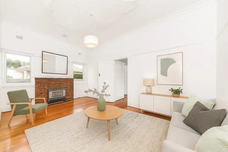 Second view of Homely house listing, 3 Waratah Avenue, Glen Huntly VIC 3163