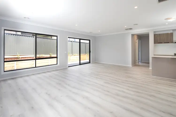 Fourth view of Homely house listing, 7 Tunbridge Street, Lucas VIC 3350