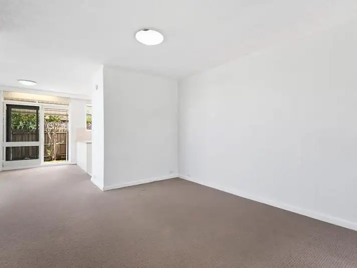 Fourth view of Homely unit listing, 5/96 Locksley Road, Ivanhoe VIC 3079