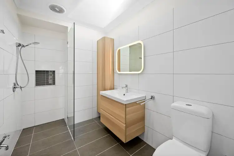 Fifth view of Homely house listing, 125 Graham Road, Viewbank VIC 3084
