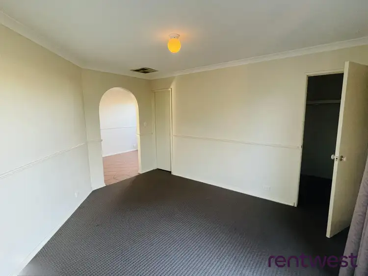 Fifth view of Homely house listing, 10 Lipton Mews, Atwell WA 6164