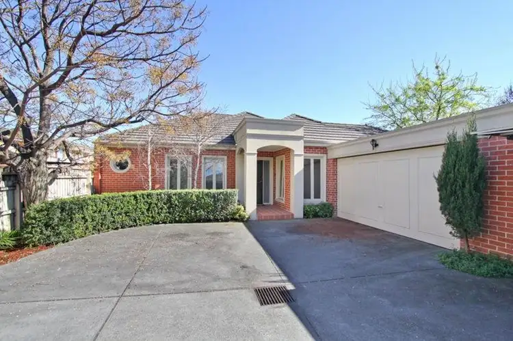 Main view of Homely villa listing, 3/9 Rigby Avenue, Carnegie VIC 3163