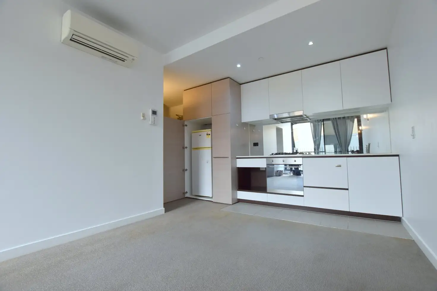 Main view of Homely apartment listing, 1412/470 St Kilda Road, Melbourne VIC 3004