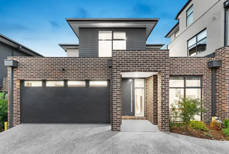 Main view of Homely townhouse listing, 2/1 Eyre Court, Templestowe Lower VIC 3107