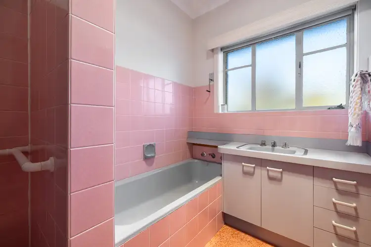 Sixth view of Homely house listing, 4 Sunnyside Road, Mount Waverley VIC 3149