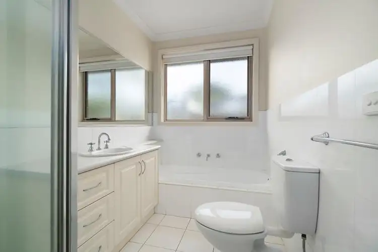 Fifth view of Homely unit listing, 2/130 Waiora Road, Rosanna VIC 3084