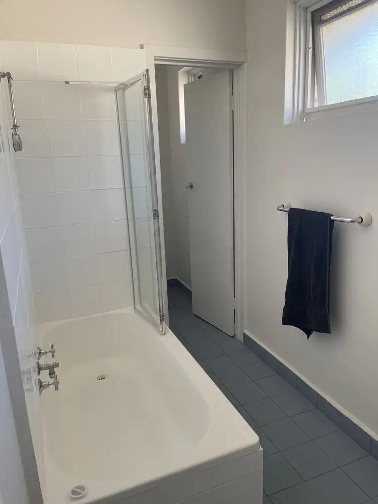 Fourth view of Homely apartment listing, 5/3C Innellan Road, Murrumbeena VIC 3163