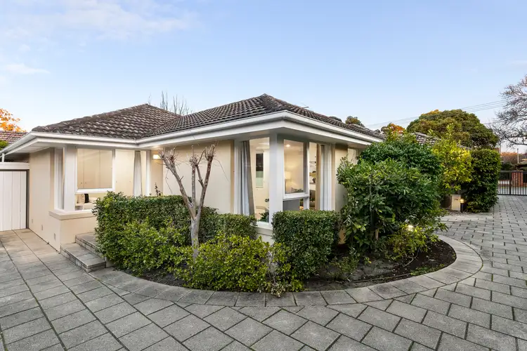2/13 Binnie Street, Brighton East VIC 3187
