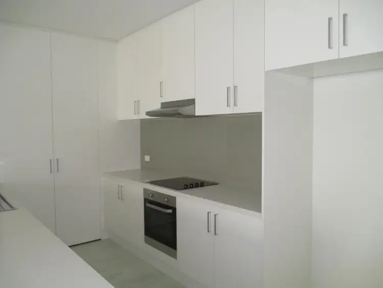 Fourth view of Homely apartment listing, 1/174 Upper Heidelberg Road, Ivanhoe VIC 3079