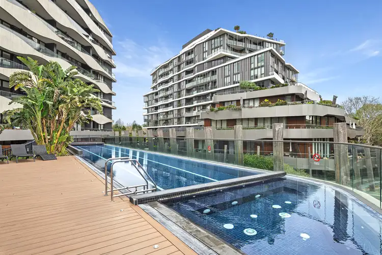 4 Acacia Place