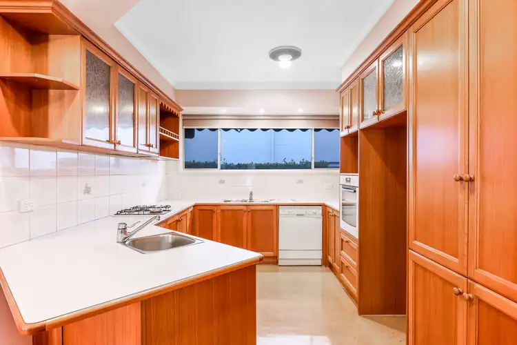 6 Willow Avenue, Glen Waverley VIC 3150