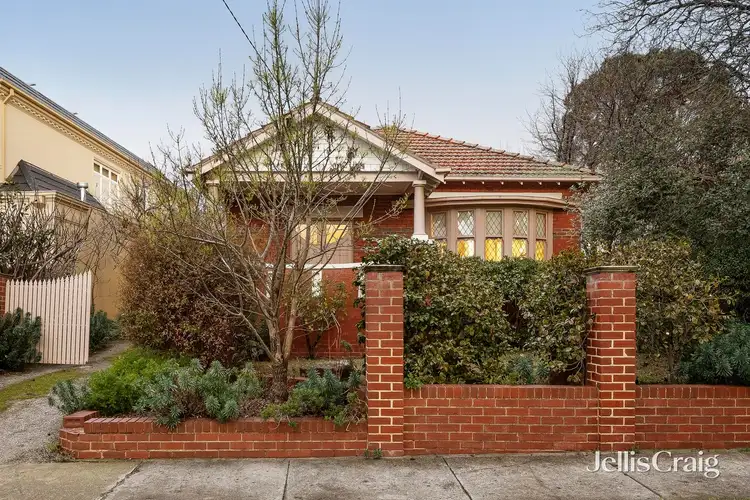 18 Rotherwood Road, Ivanhoe East VIC 3079