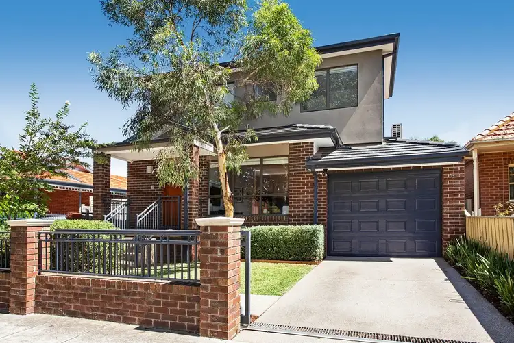 1/17 Wanalta Road, Carnegie VIC 3163