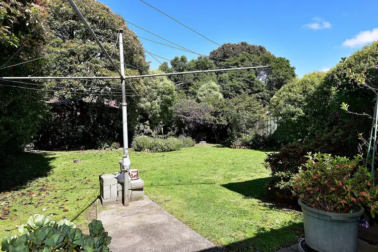 Fifth view of Homely house listing, 28 Tiverton Drive, Mulgrave VIC 3170