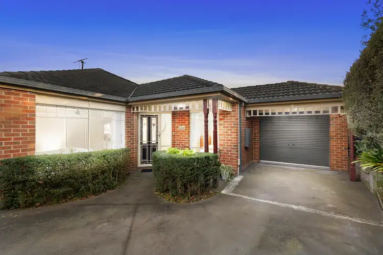 2/13 Woolert Street, Ashwood VIC 3147