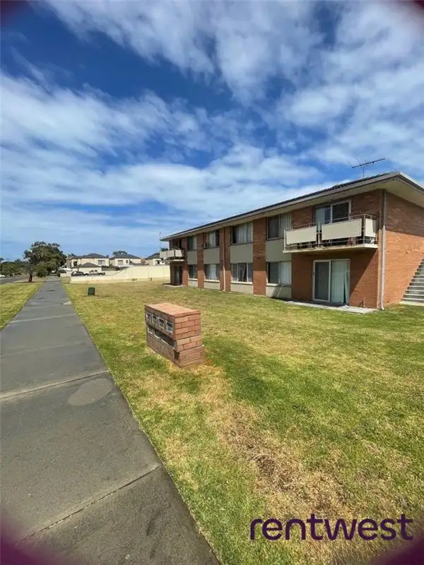 3/44 Lewington Street, Rockingham WA 6168