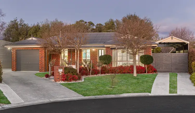 13 Southern Court, Delacombe VIC 3356