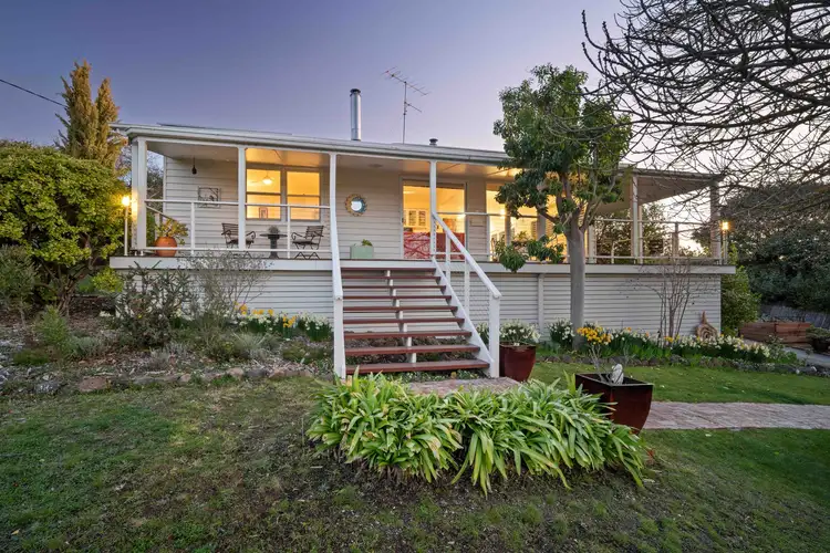 6 Hill Street, Clunes VIC 3370