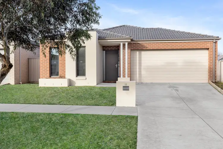 11 Clovedale Avenue, Alfredton VIC 3350