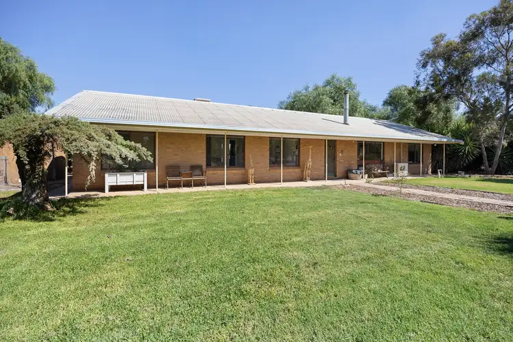 114 Sebastian Road, Bridgewater on Loddon VIC 3516