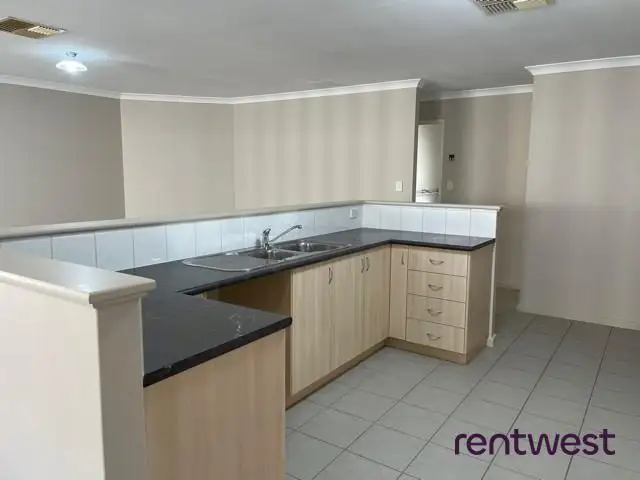 Fifth view of Homely house listing, 6 Merrimac Loop, Rockingham WA 6168