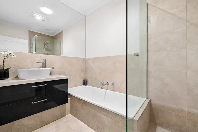 Fourth view of Homely unit listing, 3/10 Lithgow Street, Glen Iris VIC 3146