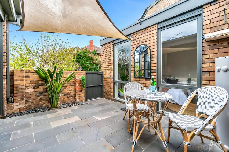 3/60 Beach Road, Mentone VIC 3194