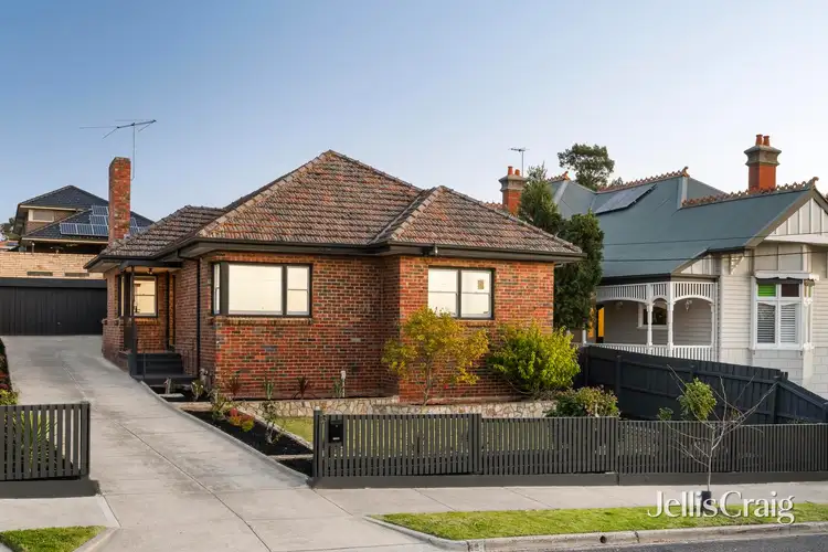 18 Kenilworth Parade, Ivanhoe VIC 3079