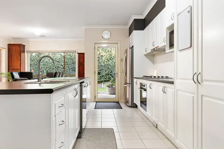 Fourth view of Homely house listing, 2 Peppertree Court, Alfredton VIC 3350