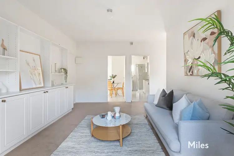 2/241 Waterdale Road, Ivanhoe VIC 3079
