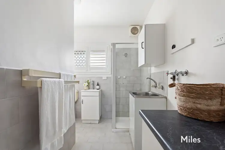 Sixth view of Homely apartment listing, 2/241 Waterdale Road, Ivanhoe VIC 3079