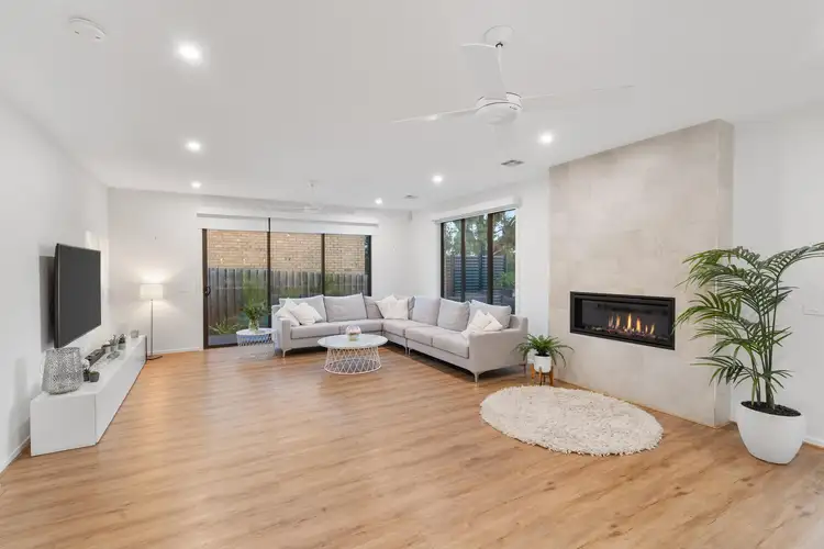 26 Larch Crescent, Mount Waverley VIC 3149