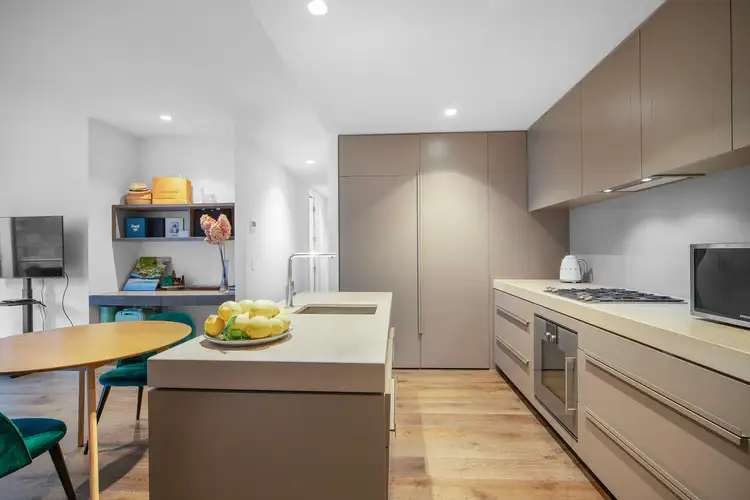1 Almeida Crescent