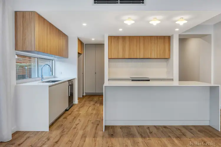 2/356 Victoria Road, Thornbury VIC 3071