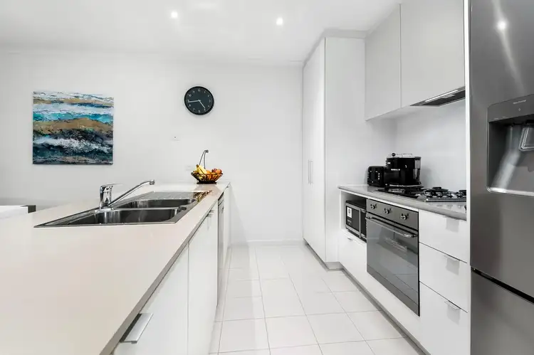 5 Newcastle Drive, Mulgrave VIC 3170