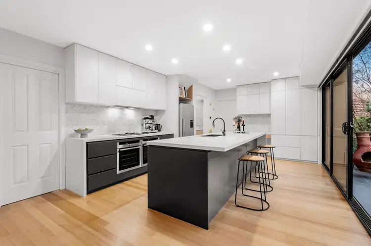 Fifth view of Homely house listing, 3 Pine Lodge Court, Templestowe VIC 3106