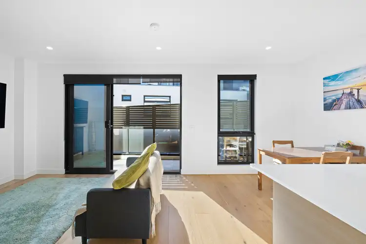 Fifth view of Homely townhouse listing, 2/437 Main Street, Mordialloc VIC 3195
