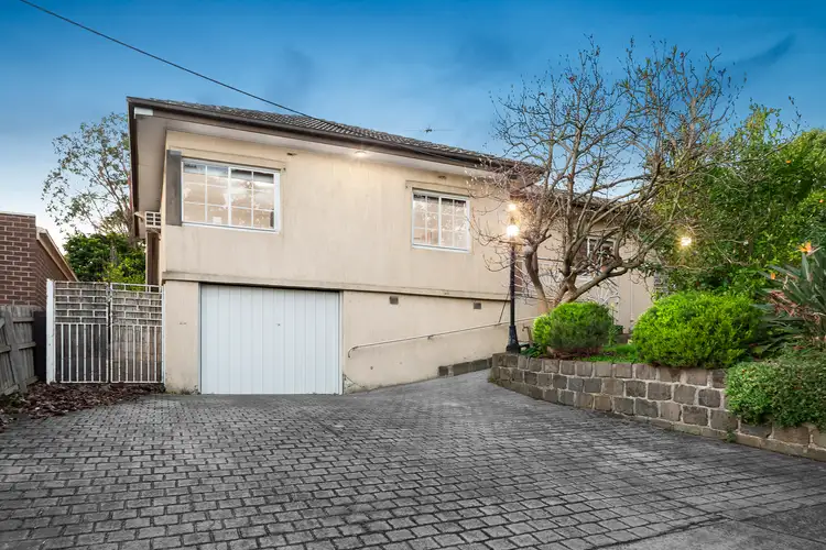 25 Finlayson Street, Doncaster VIC 3108