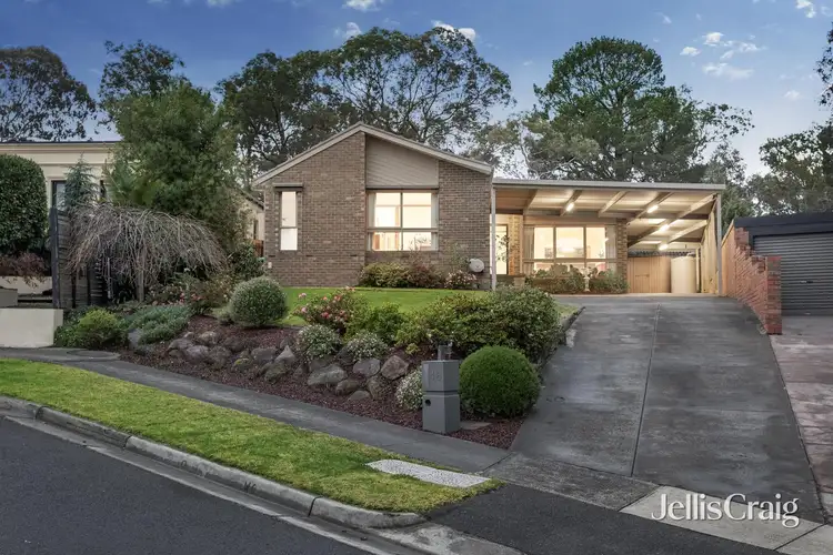 46 Dunbarton Drive, Eltham North VIC 3095