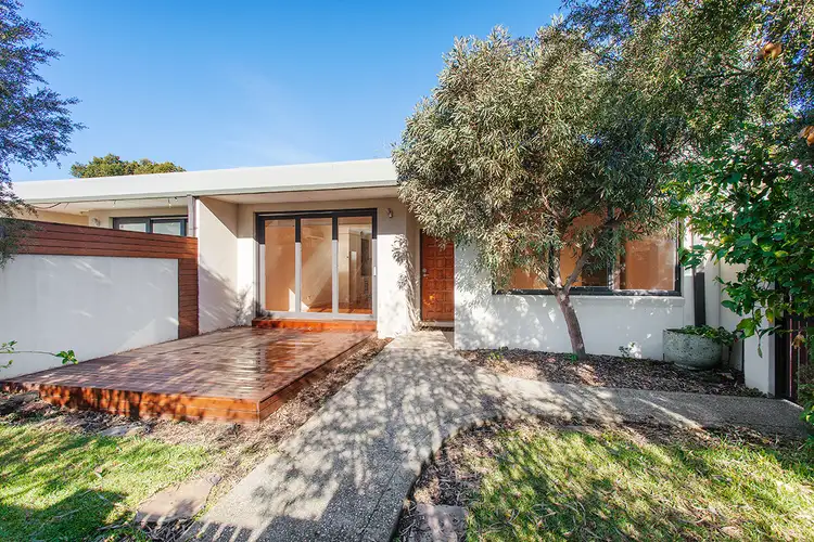 2/103 Eskdale Road, Caulfield North VIC 3161