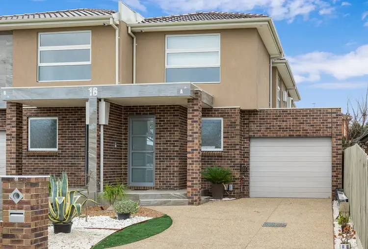 16A Clements Street, Bentleigh East VIC 3165