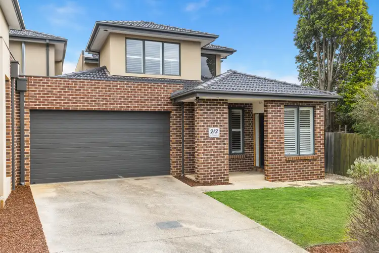 Main view of Homely townhouse listing, 2/2 Saint Cloud Court, Mount Waverley VIC 3149