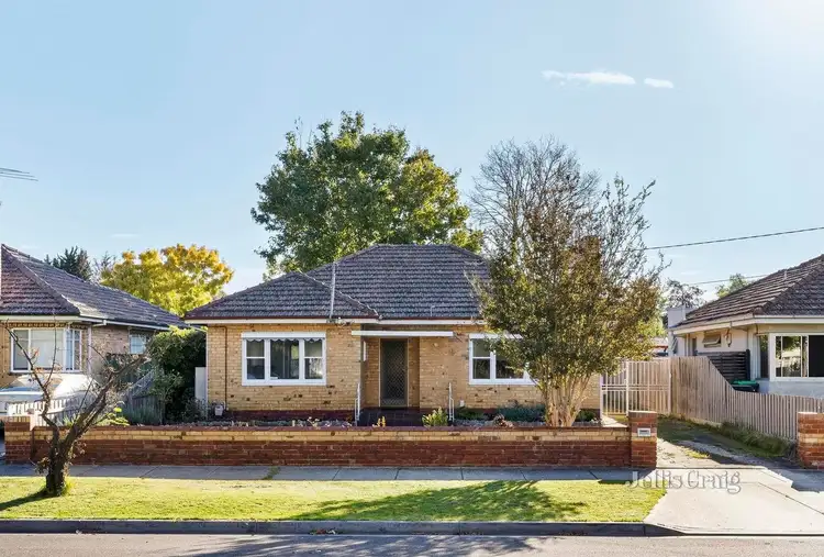 16 Second Avenue, Murrumbeena VIC 3163