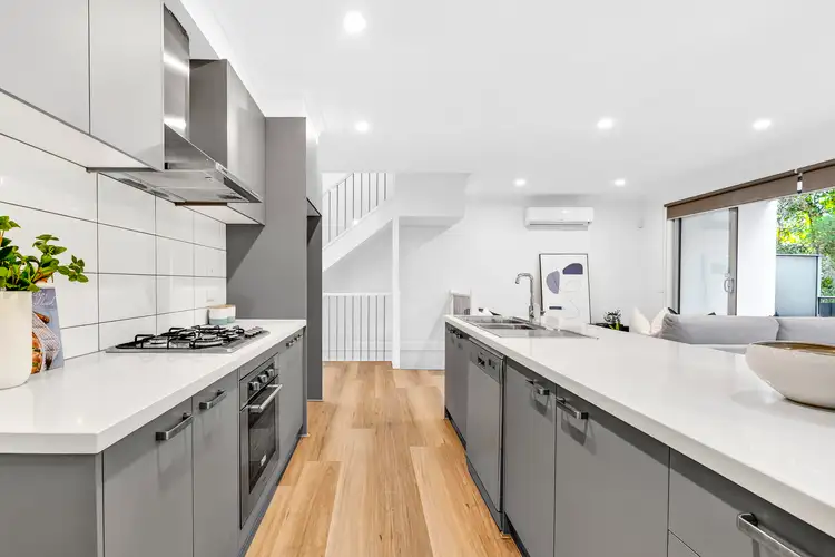 Fourth view of Homely townhouse listing, 4/2 Stamford Road, Oakleigh VIC 3166