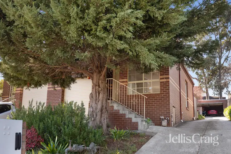 2/21 Graeme Avenue, Montmorency VIC 3094