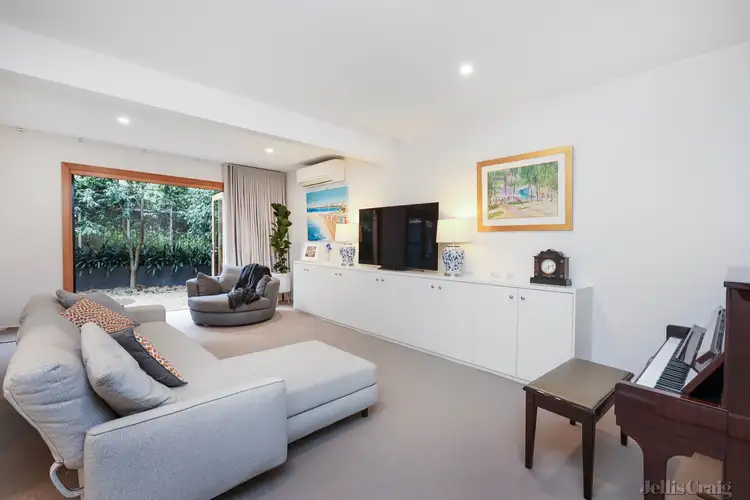 9/2 Manningham Street, Parkville VIC 3052