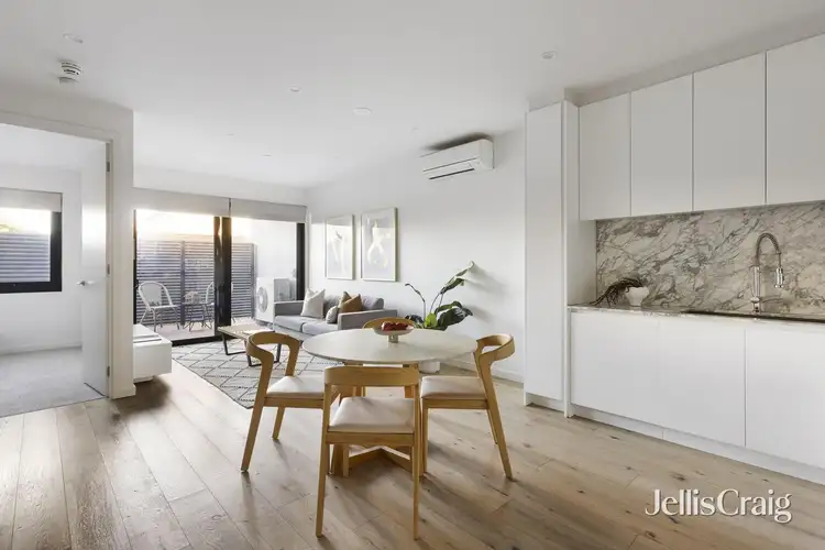 102/25 Rothschild Street, Glen Huntly VIC 3163
