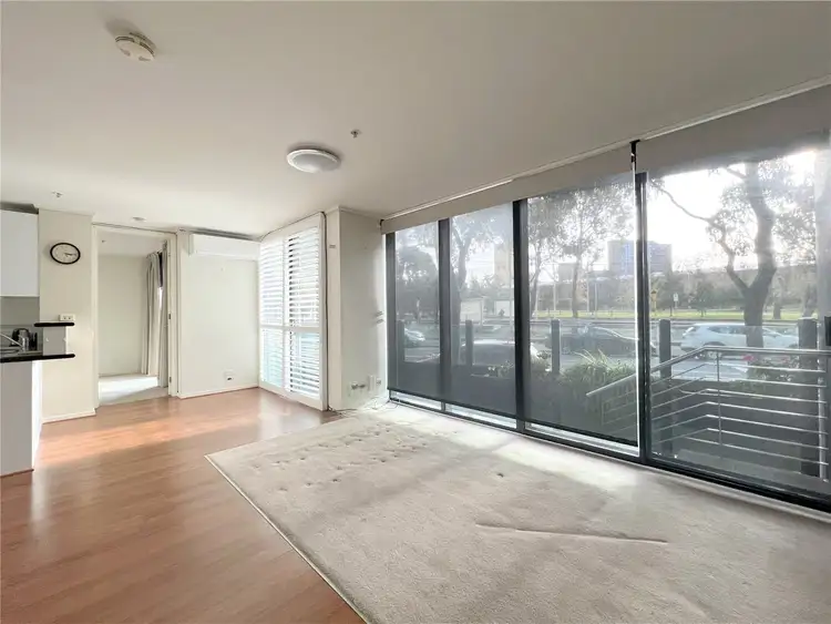 2/99 Whiteman Street, Southbank VIC 3006