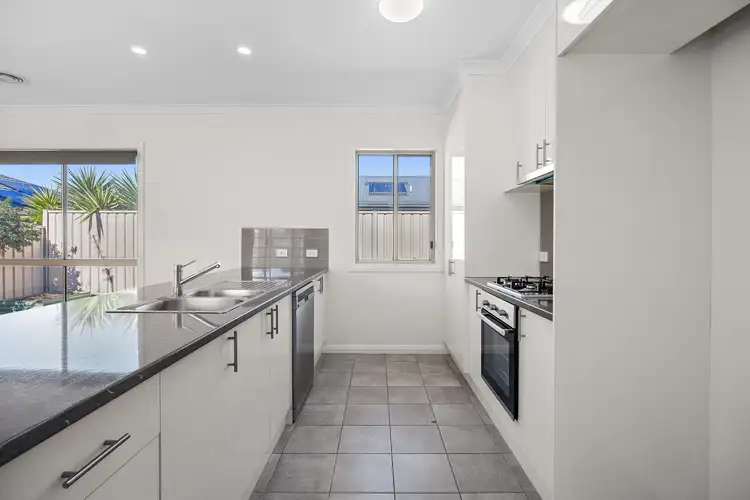 Second view of Homely house listing, 4/18 Market Garden Circuit, Epsom VIC 3551
